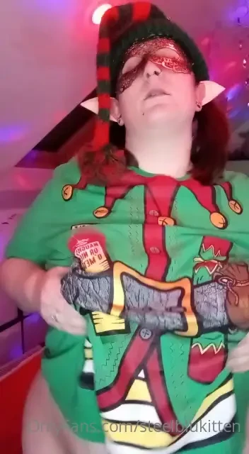 Sexy elf titty drop i always thought my boobs looked huuge in this one 