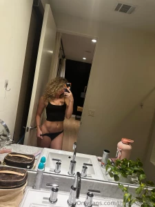 Selfies in the mirror are the best