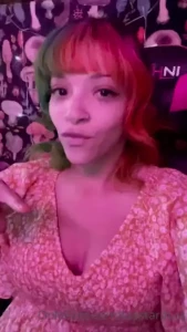 Going live on twitch help welcome me back to my first stream in a long