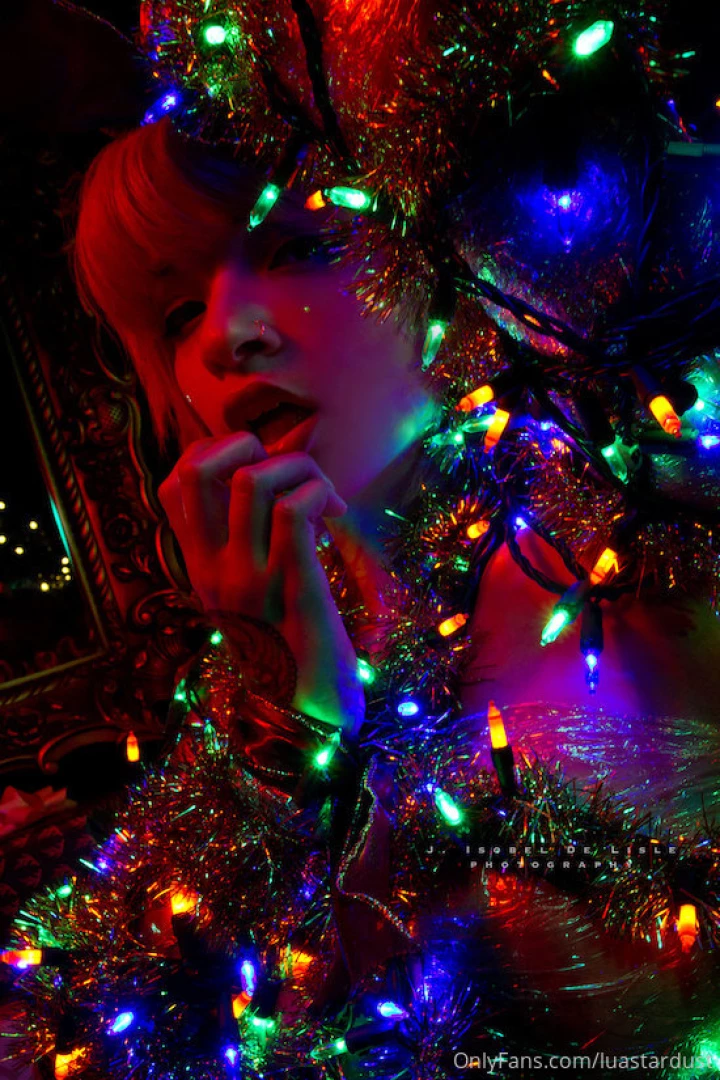 Black christmas shot by jisobeldelisle inspired by the cult classic part 6 