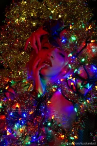 Black christmas shot by jisobeldelisle inspired by the cult classic part 3