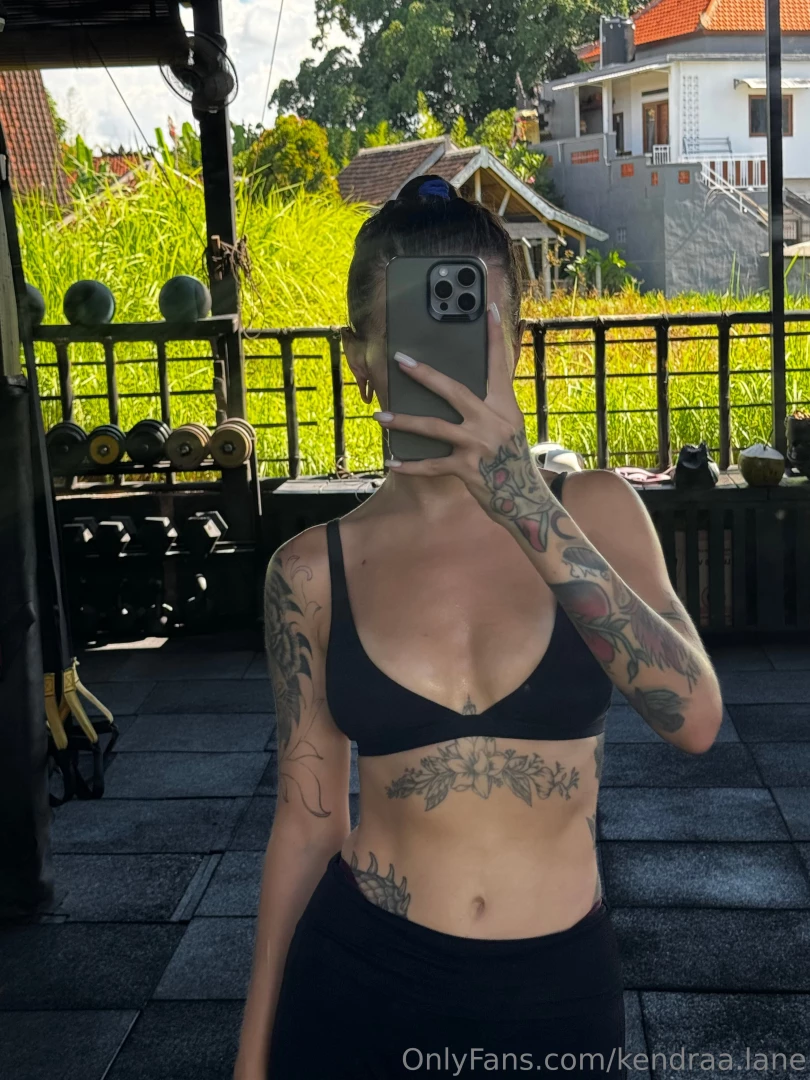 You ready to work up an early morning sweat with me g 