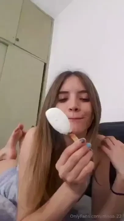 Que calorcito que ganas de chupar algo tenia 