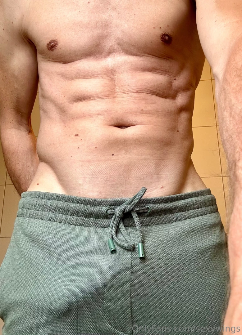 Its been a while sorry was sooo busy but here finally some new pics 