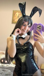 Presenting to you a hot bunny