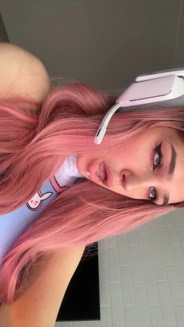 I m not playing any games now i guess you can see that by that look 