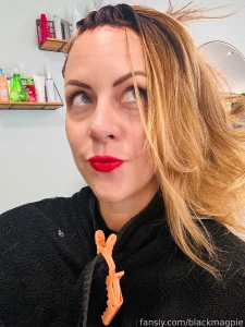 Sooooooo i m now ginger well copper red is probably accurate excited