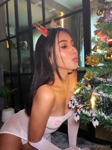 Christmas is coming part 37