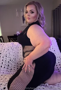 I love spreading these thick thighs part 8