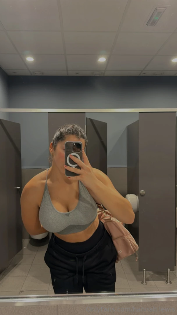 Can you focus on working out if i was your gym buddy 