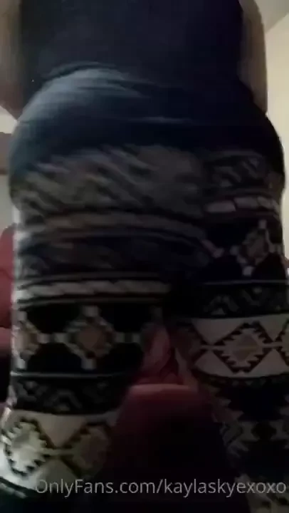 Wanna see me shake my ass without pants on if you send me a 5 tip it 