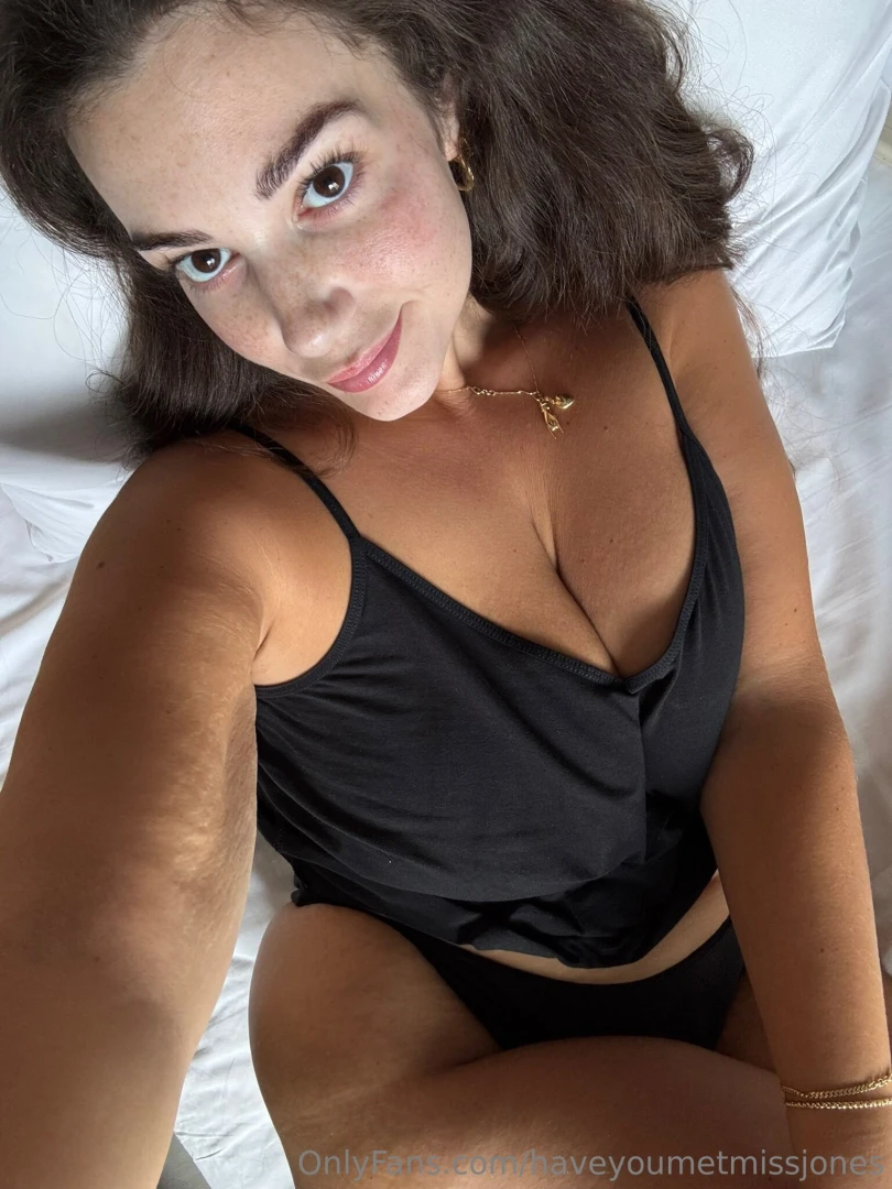 Stay in bed kind of sunday 