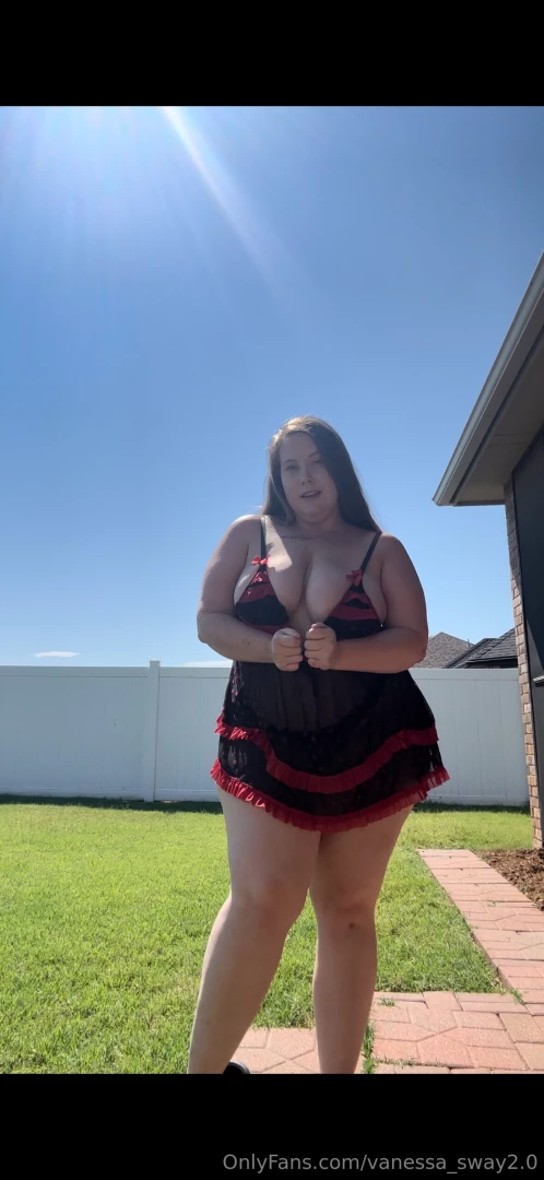 Loving the vitamin d lately would give me some plz daddy send me a tip 