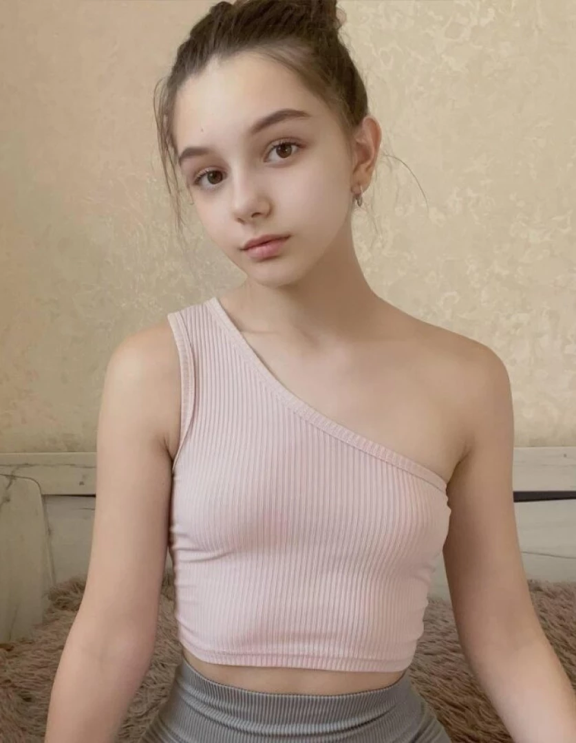 Free subscription zoe 2006 she s only 18yo and she already wants to part 56 