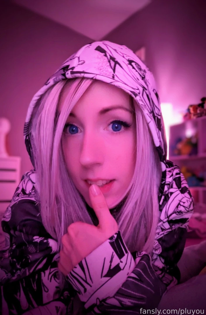 Just lying on my bed staring into your soul seeing a lot of lewdness 