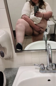 Plan a was to take naughty fitting room pics again but i just feel part 6