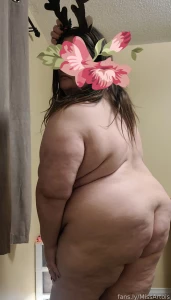 Plan a was to take naughty fitting room pics again but i just feel part 3