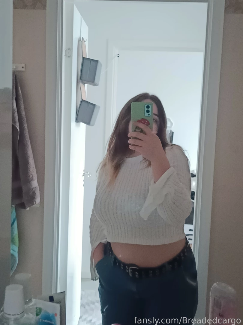 Feelin pretty in my new shirt part 3 