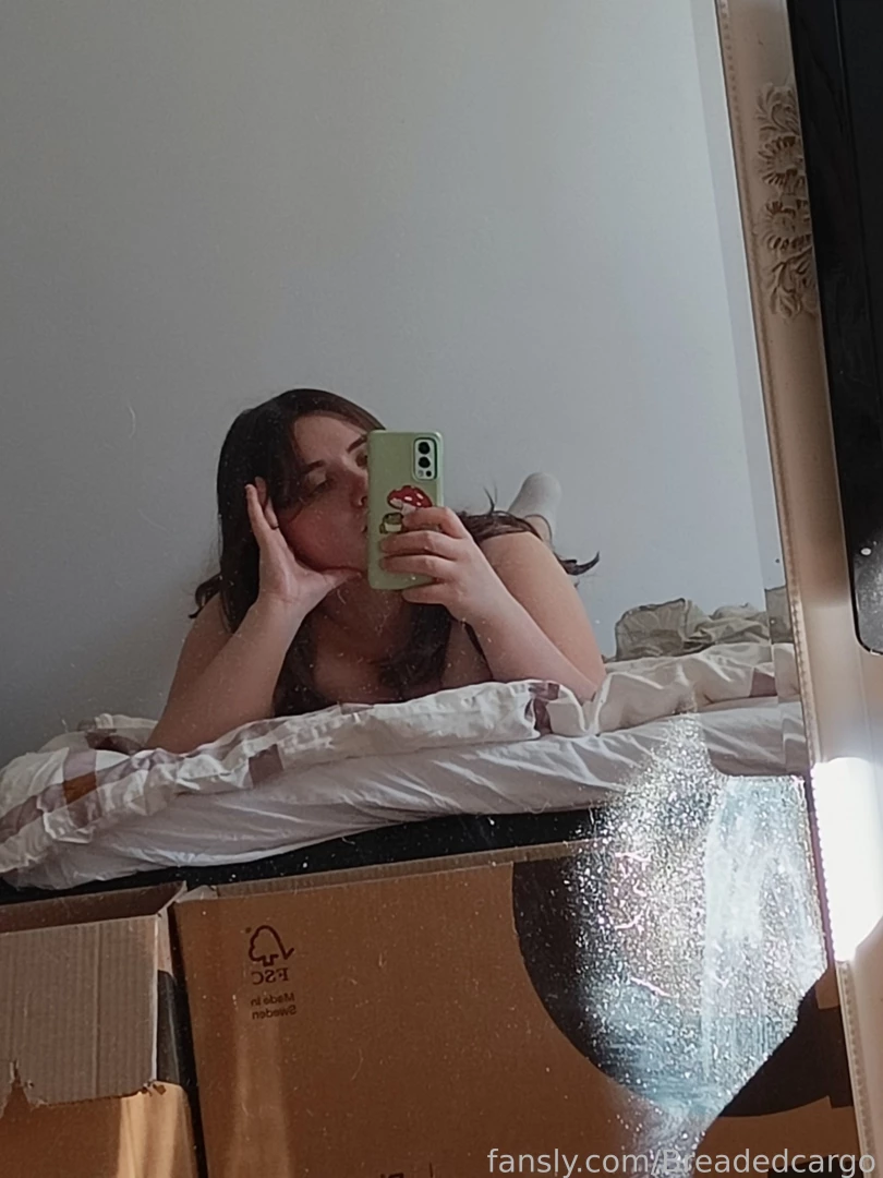 Sorry for not posting i ve been rly sick also at twitchcon part 7 