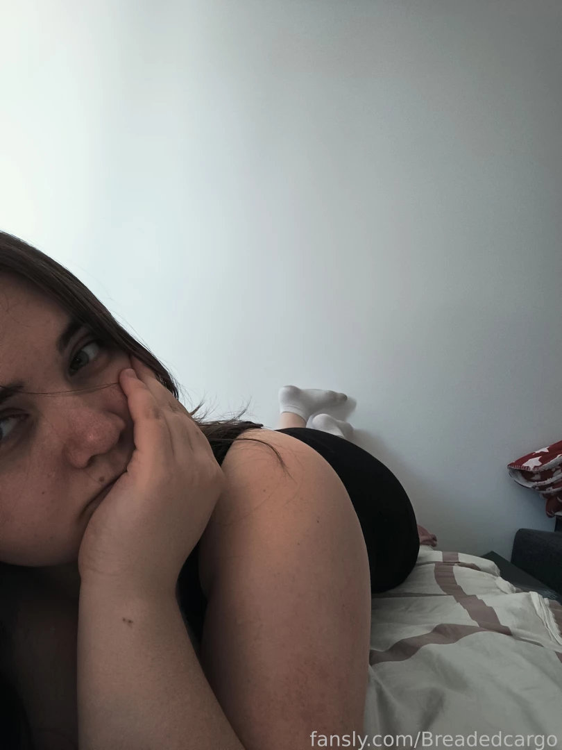 Sorry for not posting i ve been rly sick also at twitchcon part 1 