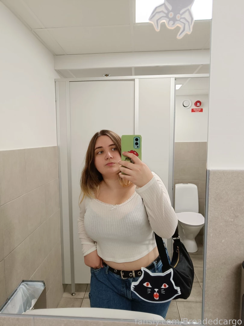 Ayyyy i got a new tattoo and im bacj home so hopefully more photos gt part 8 