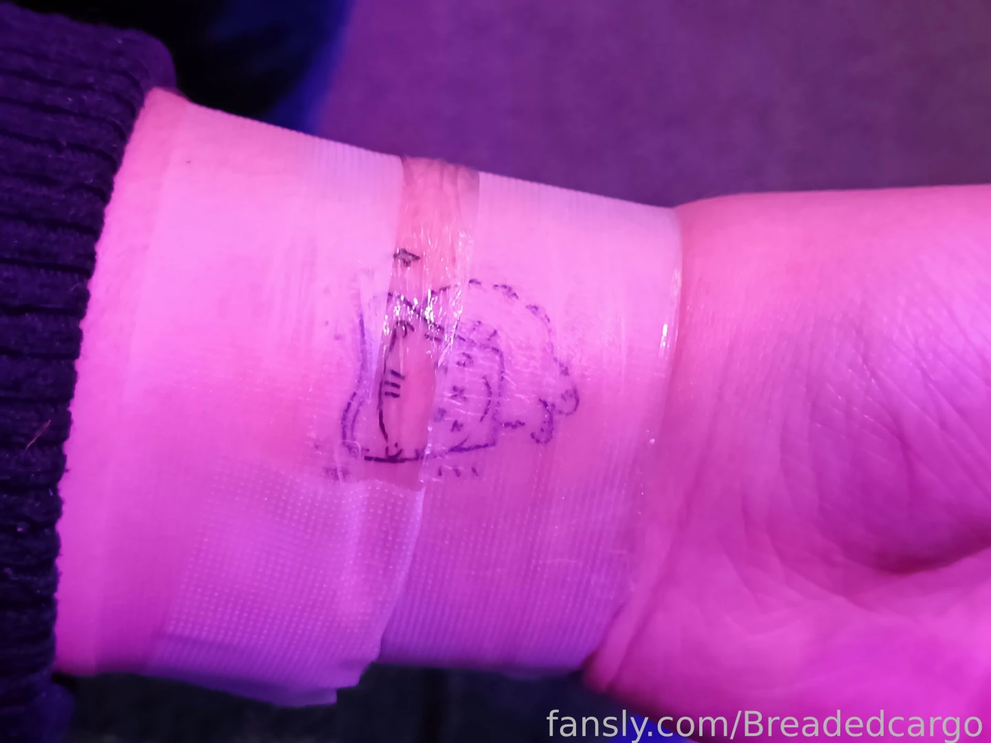 Ayyyy i got a new tattoo and im bacj home so hopefully more photos gt part 12 