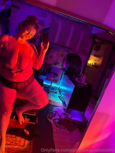 This lighting part 28