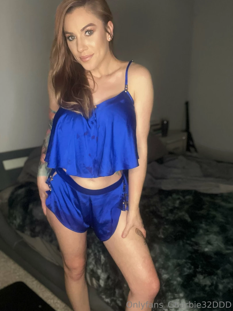 Can i wear this in your bed baby 