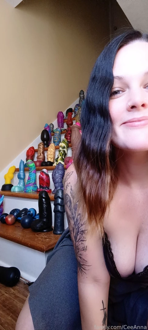 Hi loves i m home from the kink party i people watched danced did my 