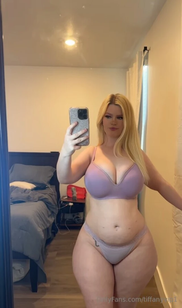 Just me admiring myself in the mirror couldn t resist snapping this 