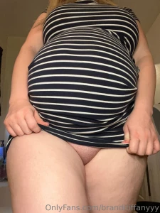 I wear dresses with no panties for easy access part 1