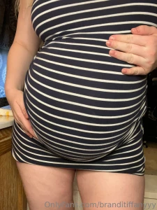 I wear dresses with no panties for easy access