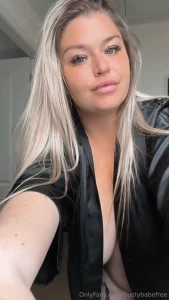 85 off my exclusive vip page bustybabesophie