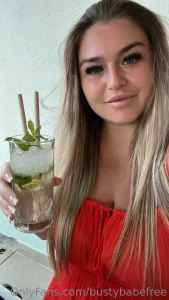 Would you tip me a little something so i can get another cocktail will