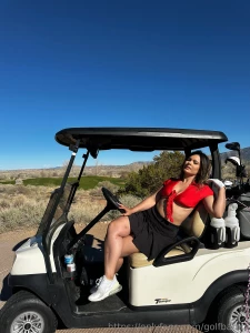 I love the way my skin and pose looks against these sunlight btw what