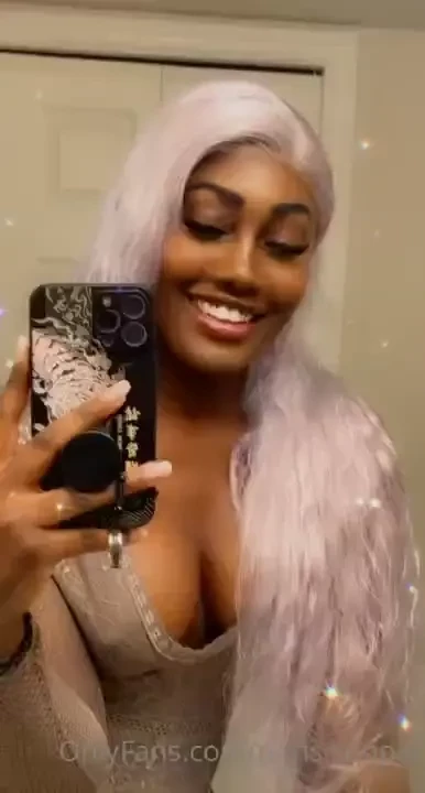 Blessing your feed with a smile 