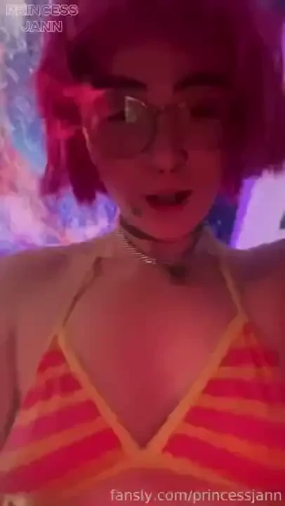 Shhh dont cry baby lt 3 you know that only makes me harder 