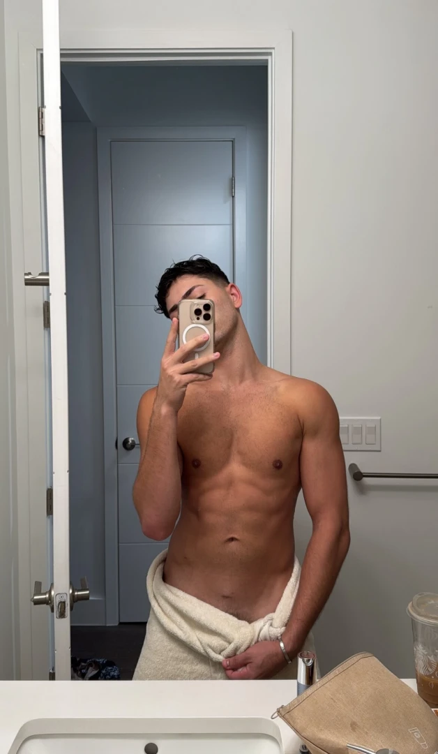 Post surgery bod low key eatinggg 