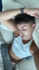 How i sleep knowing i just sent 10 of you a crazy bundle in the dms