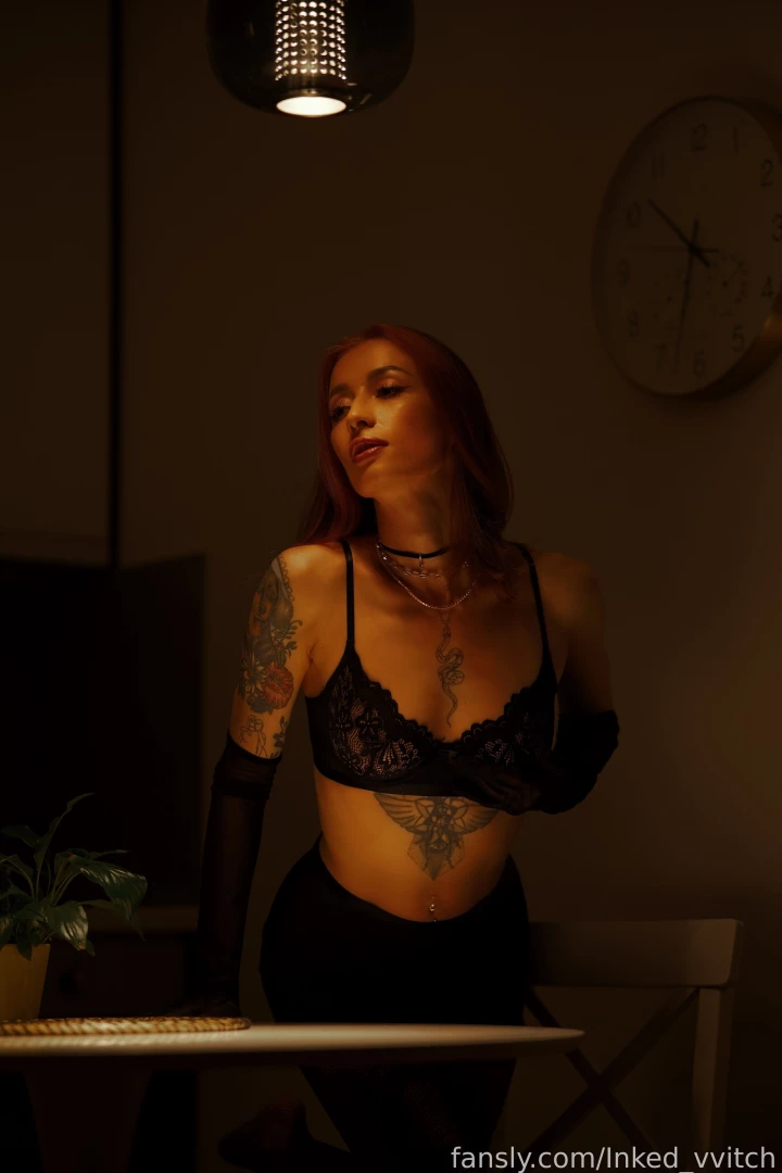 Modest but very hot fyp tattogirl butt horny fetish part 1 