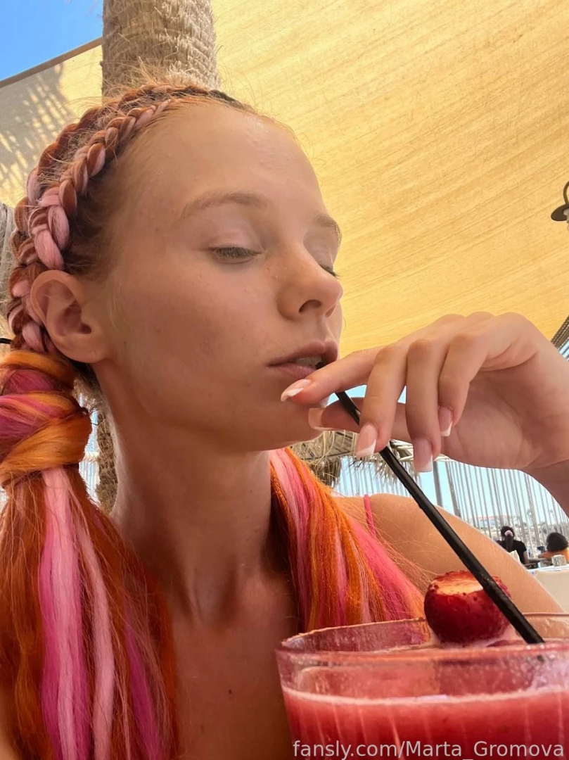 Will you keep me company first with this refreshing strawberry 