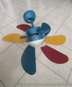 Sorry guys i been on holidays lets come back with some colorful fans