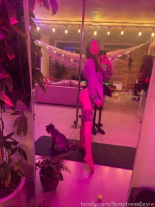 These photos lead to a 2 7k drain last night goddess is tired today