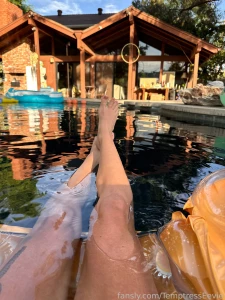 Flew home last night taking today and tomorrow to get all my content part 2