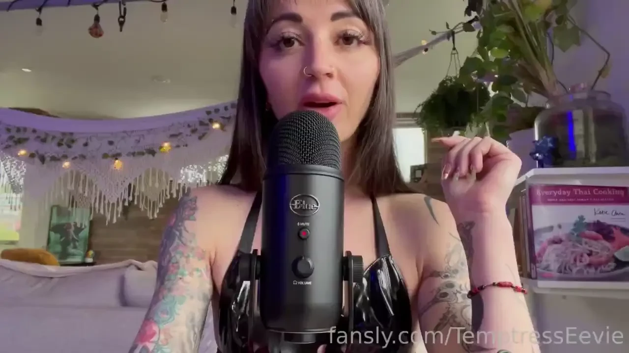 Devious lil homewrecker asmr i m so considerate i set this video up so 