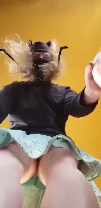 Stripping my shoes and socks just to give you a fun view before i make 