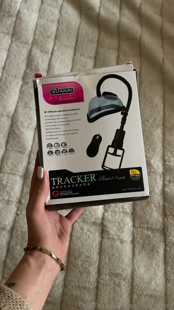 Just got a new toy to make my pussy even more puffy 