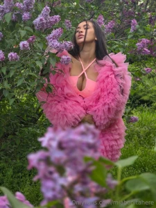 Do you like to give flowers and i like to turn into the one you want part 4