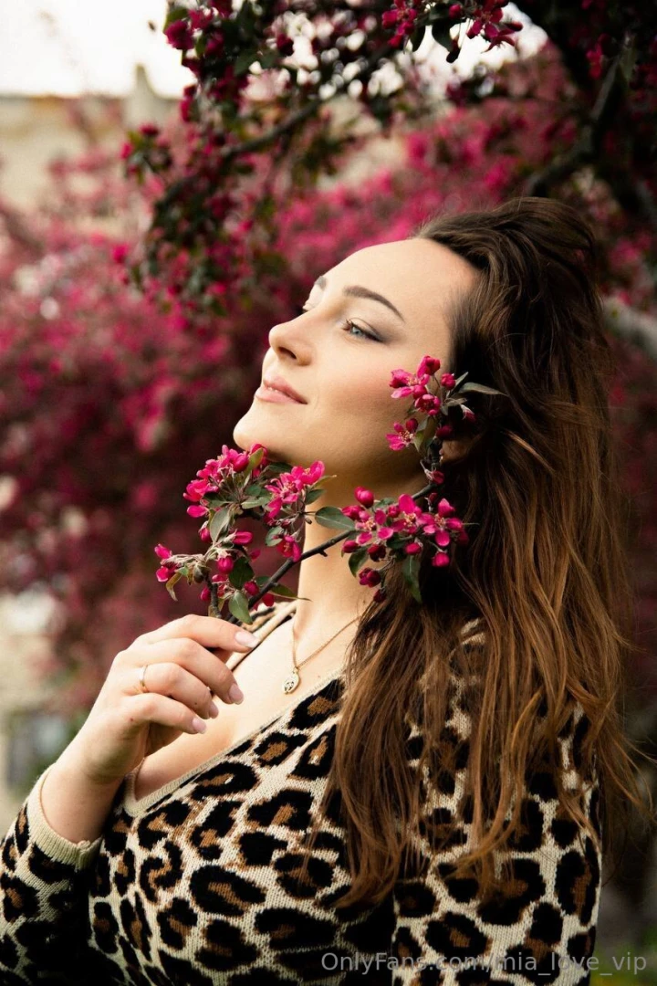 Spring is all about blooming and seducing the warm sun on my skin the part 1 