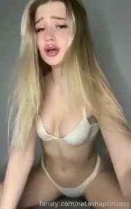 Imagine this cute face kneeling over for your cock daddy your free